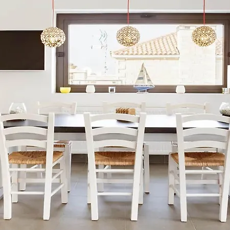 Apartament Contemporary Maisonette With Sea View Roof Terrace