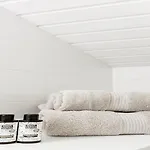 Apartment Contemporary Maisonette With Sea View Roof Terrace