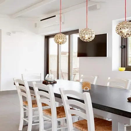 Contemporary Maisonette With Sea View Roof Terrace Apartment *
