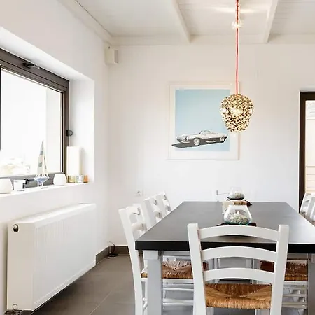 Contemporary Maisonette With Sea View Roof Terrace Apartment