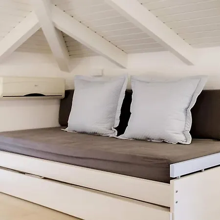 Apartman Contemporary Maisonette With Sea View Roof Terrace Herszonisszosz