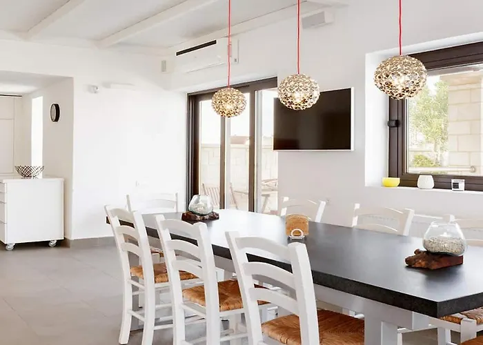 Contemporary Maisonette With Sea View Roof Terrace Lejlighed *